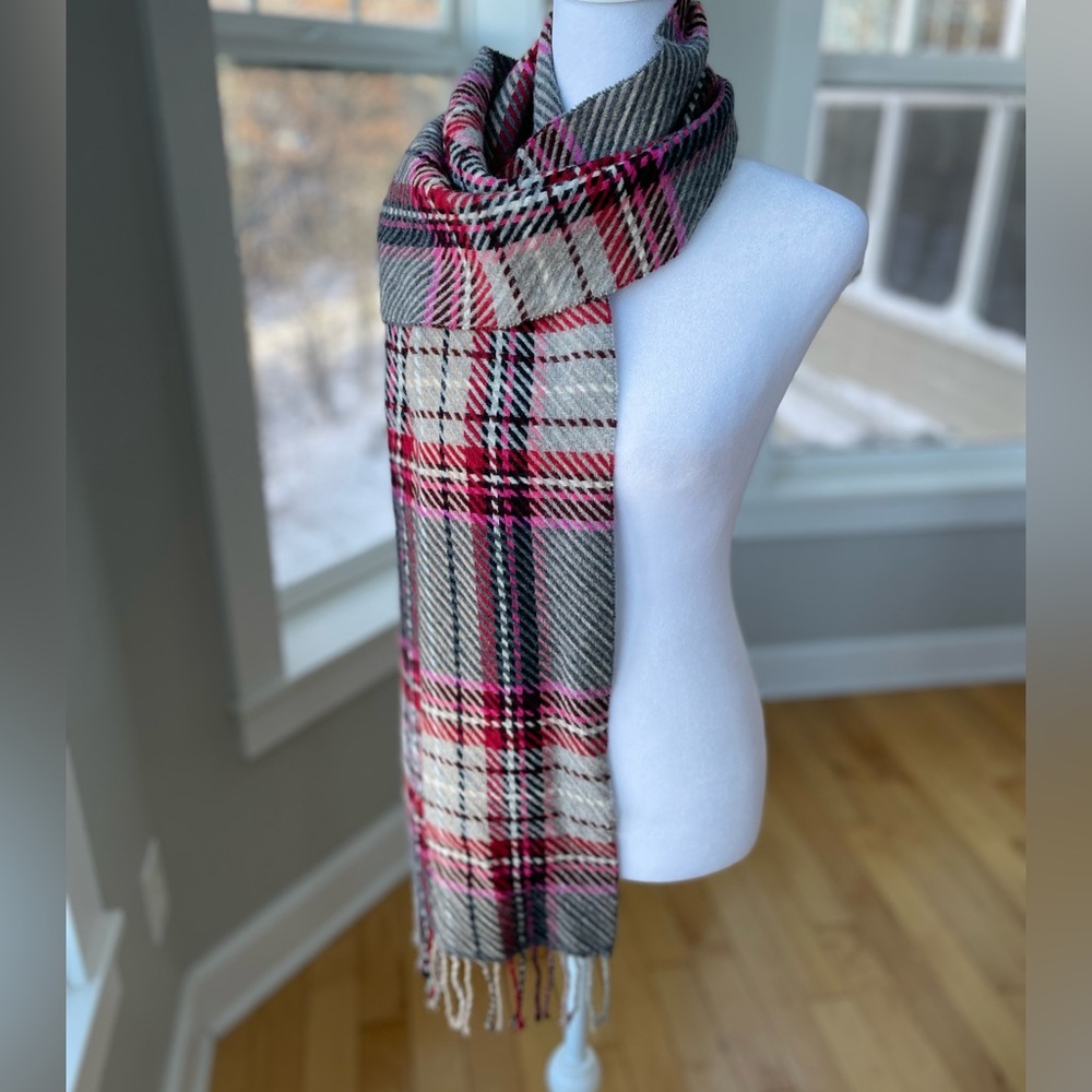 Vintage Fiori di Firenze Gray Pink Plaid Wool Scarf w Fringe Made in Italy